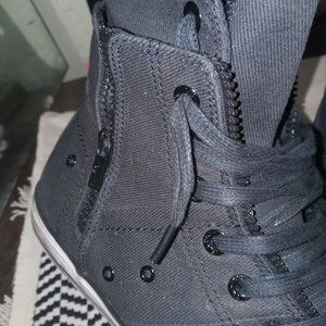 Levi Mid - Hid Top Sneakers